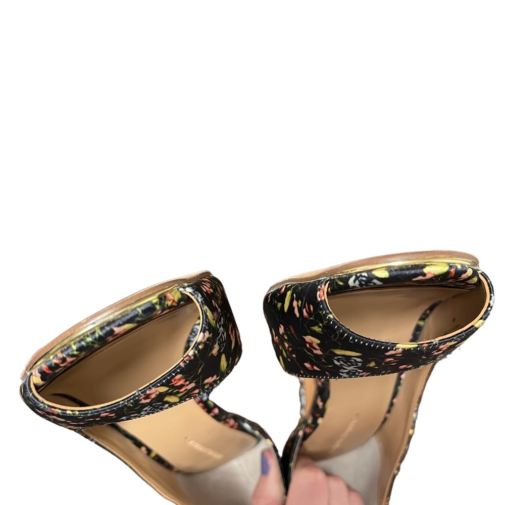 Banana Republic floral satin peep toe heels, size 8 - Picture 8 of 11